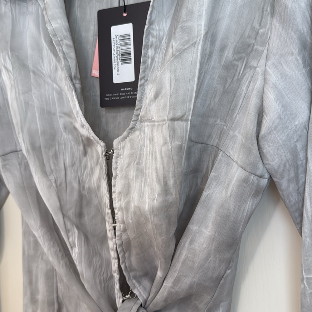 PrettyLittleThing Light Gray Tie-Front Shirt - Picture 6 of 8